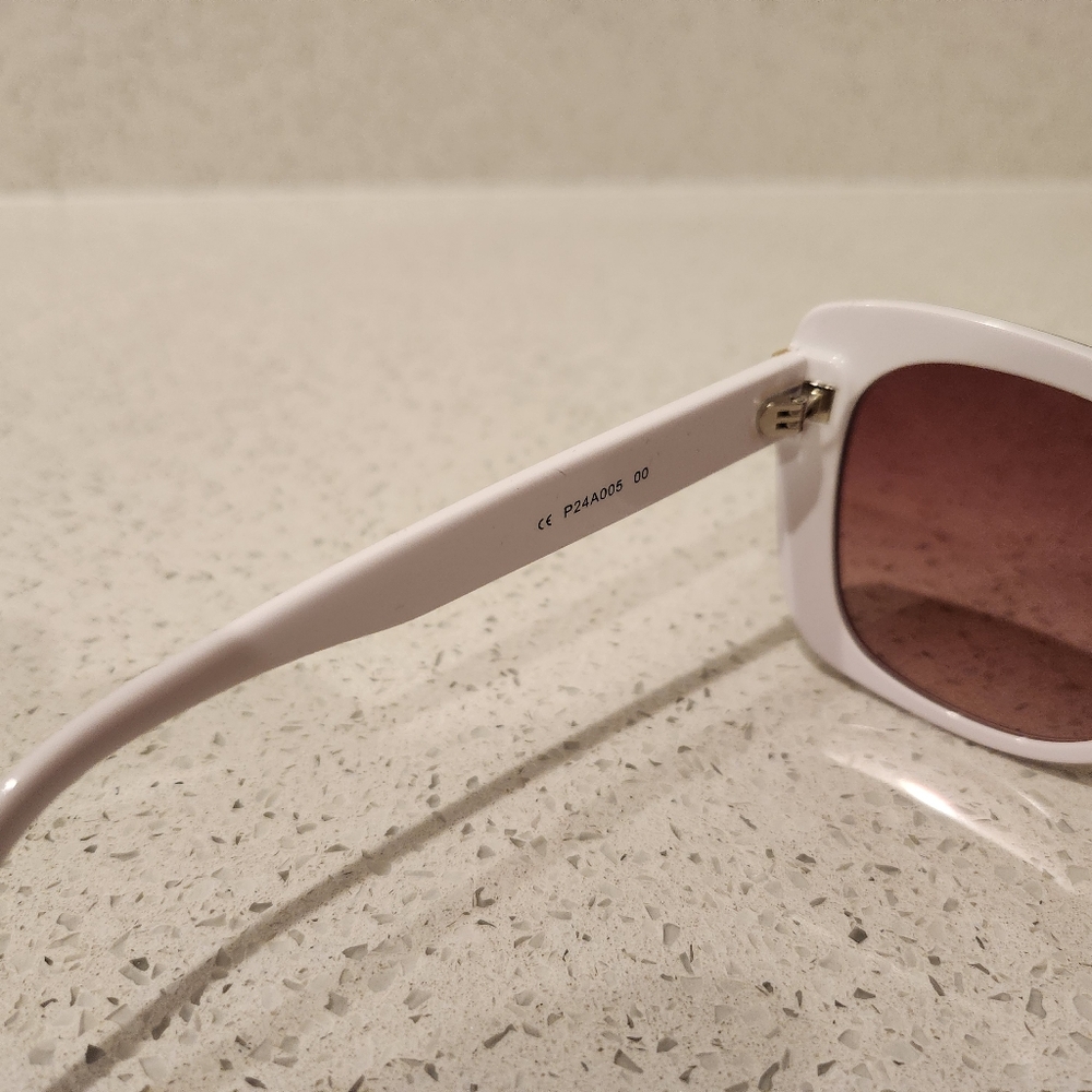 Anne Fontaine Allison Sunglasses - Picture 4 of 10